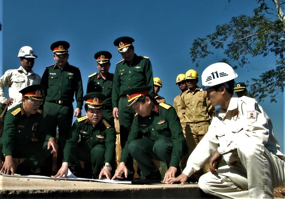 Binh đoàn 11 (Bộ Quốc phòng) ra quân sản xuất đầu năm Kỷ Hợi