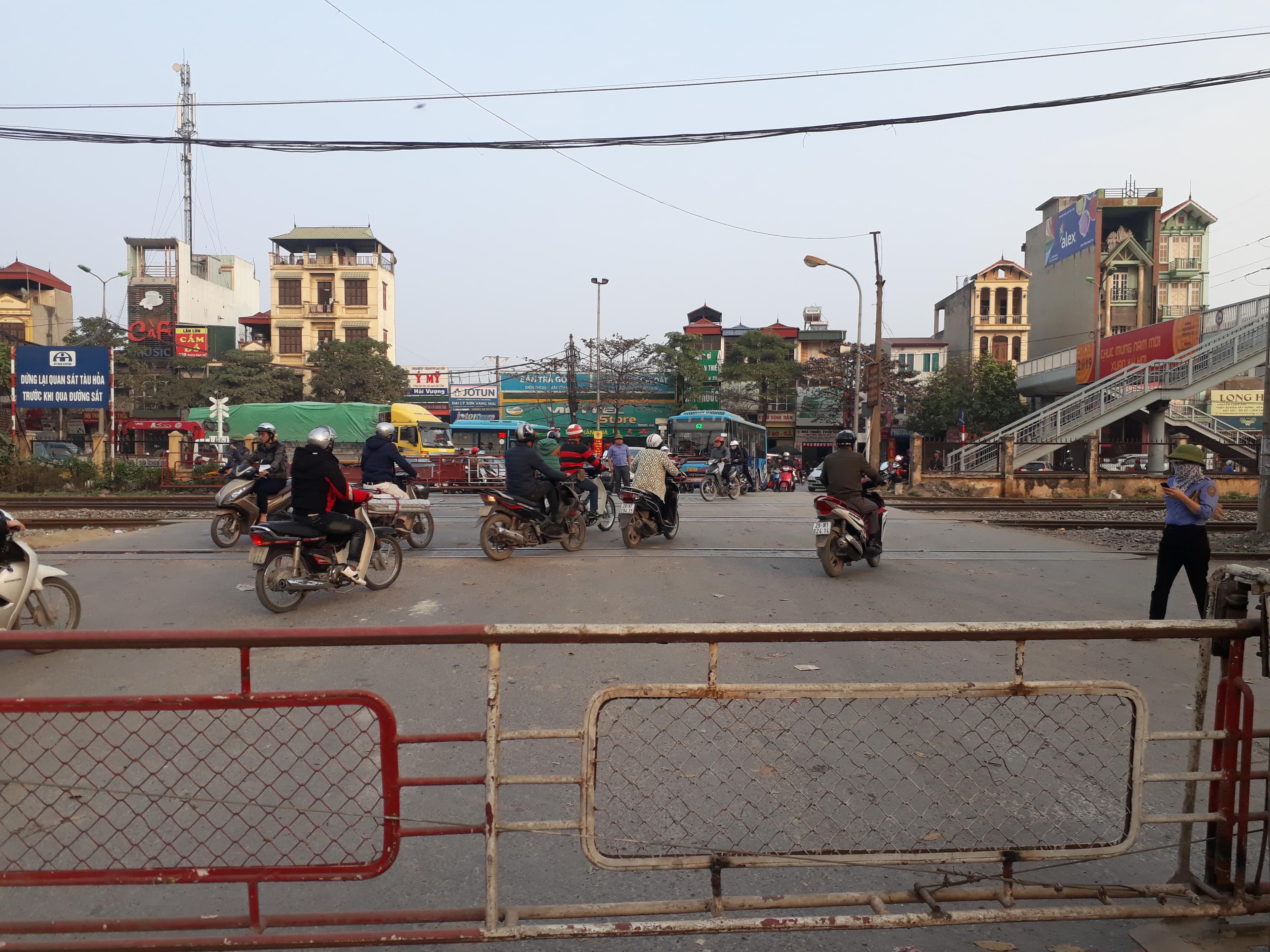 Nguy cơ mất an toàn khi lưu thông qua đường sắt