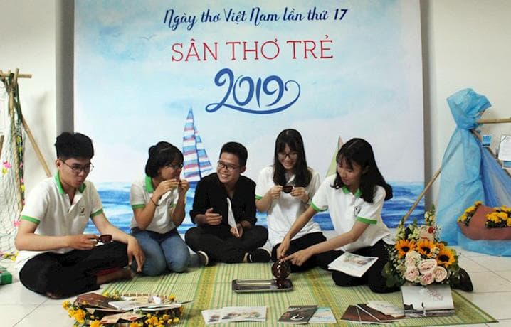 Sôi nổi Ngày Thơ Việt Nam tại TP Hồ Chí Minh