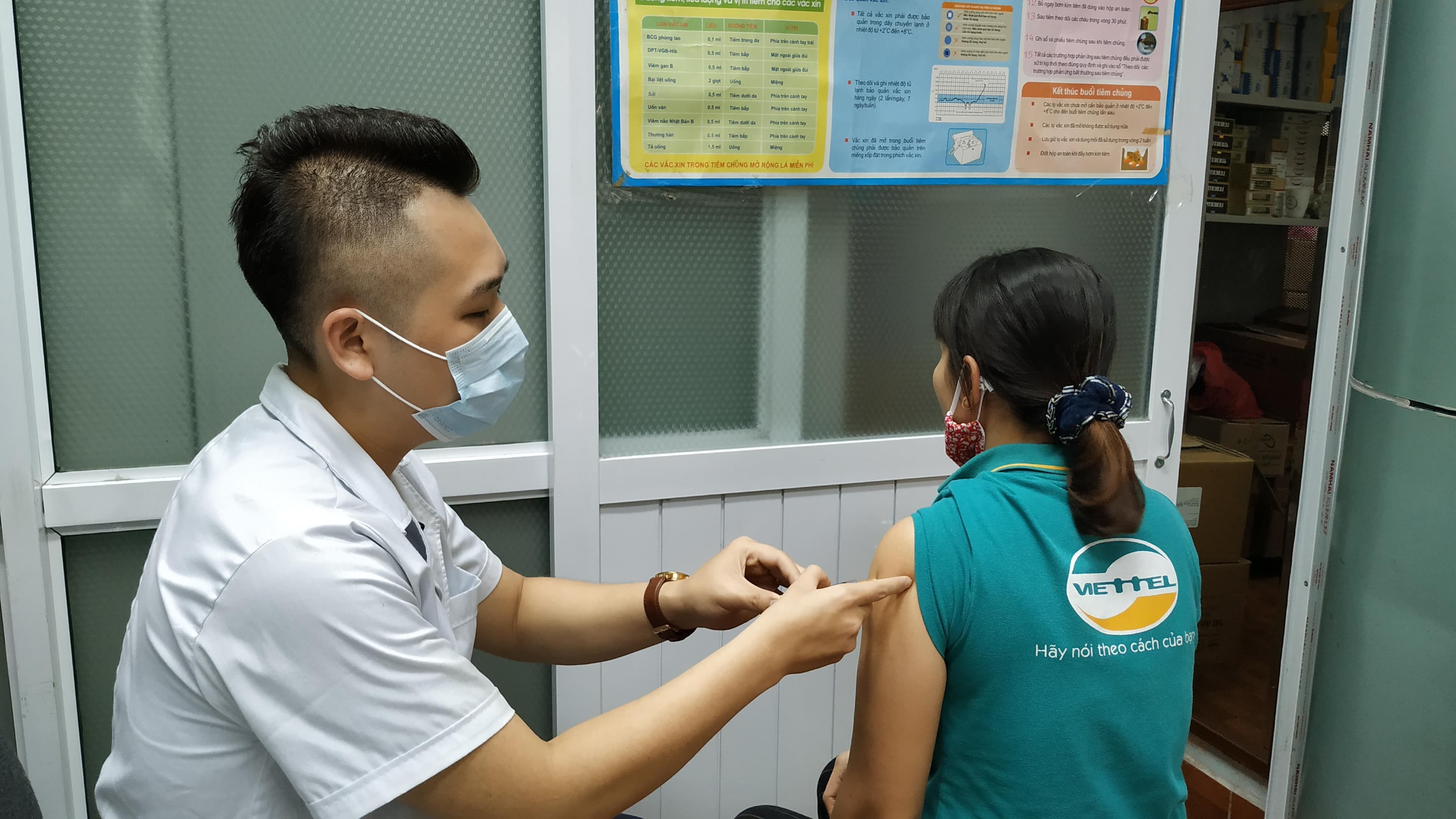 Chủ động tiêm phòng để đối phó với dịch sởi