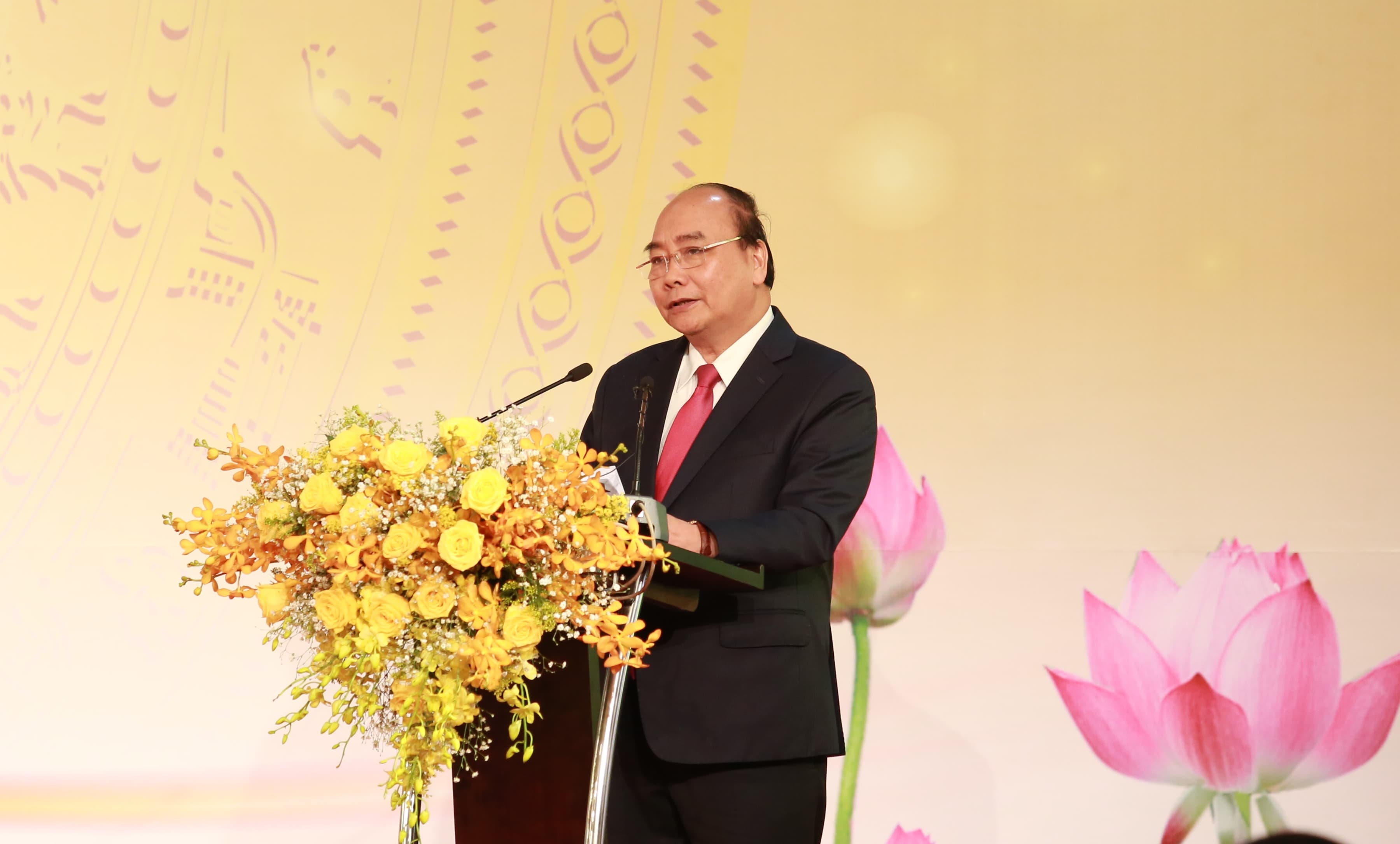Thủ tướng Nguyễn Xuân Phúc dự Hội nghị gặp mặt các nhà đầu tư Xuân Kỷ Hợi tại Nghệ An