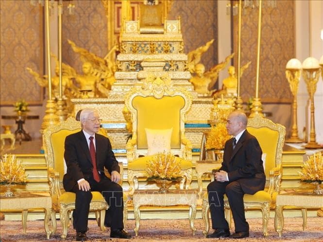 Tổng Bí thư, Chủ tịch nước Nguyễn Phú Trọng bắt đầu chuyến thăm cấp Nhà nước Vương quốc Campuchia