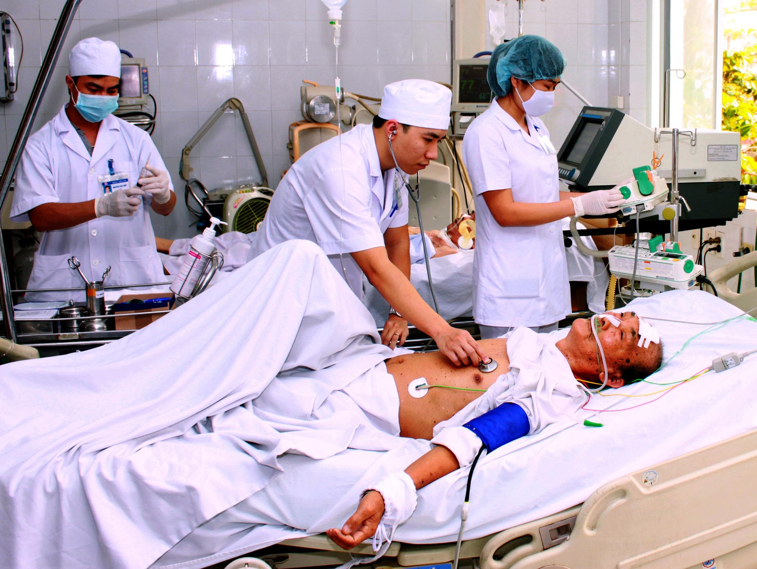 Phần thưởng cao quý của "chiến sĩ áo trắng"