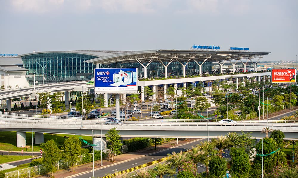 Ưu tiên làm thủ tục hàng không cho phóng viên nước ngoài tại sân bay Nội Bài