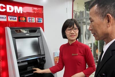 Agribank khai trương ngân hàng tự động CDM đầu tiên tại Nam Định