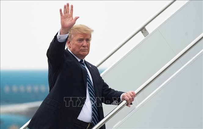 Tổng thống Donald Trump rời Hà Nội sau khi kết thúc Hội nghị thượng đỉnh Hoa Kỳ - Triều Tiên