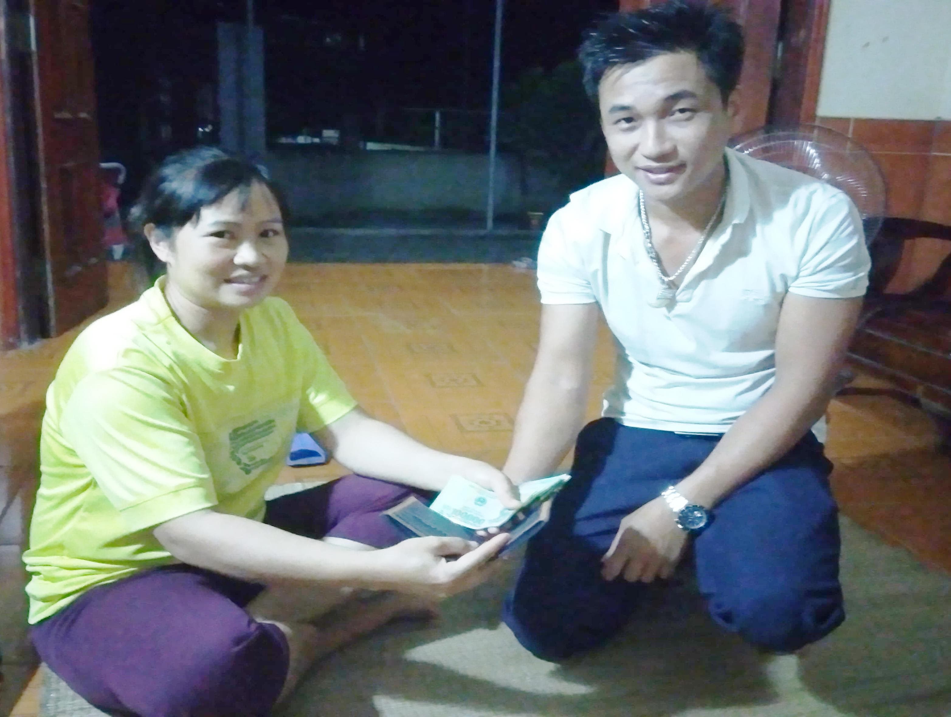 Chị Hợi trả lại tài sản cho người đánh rơi