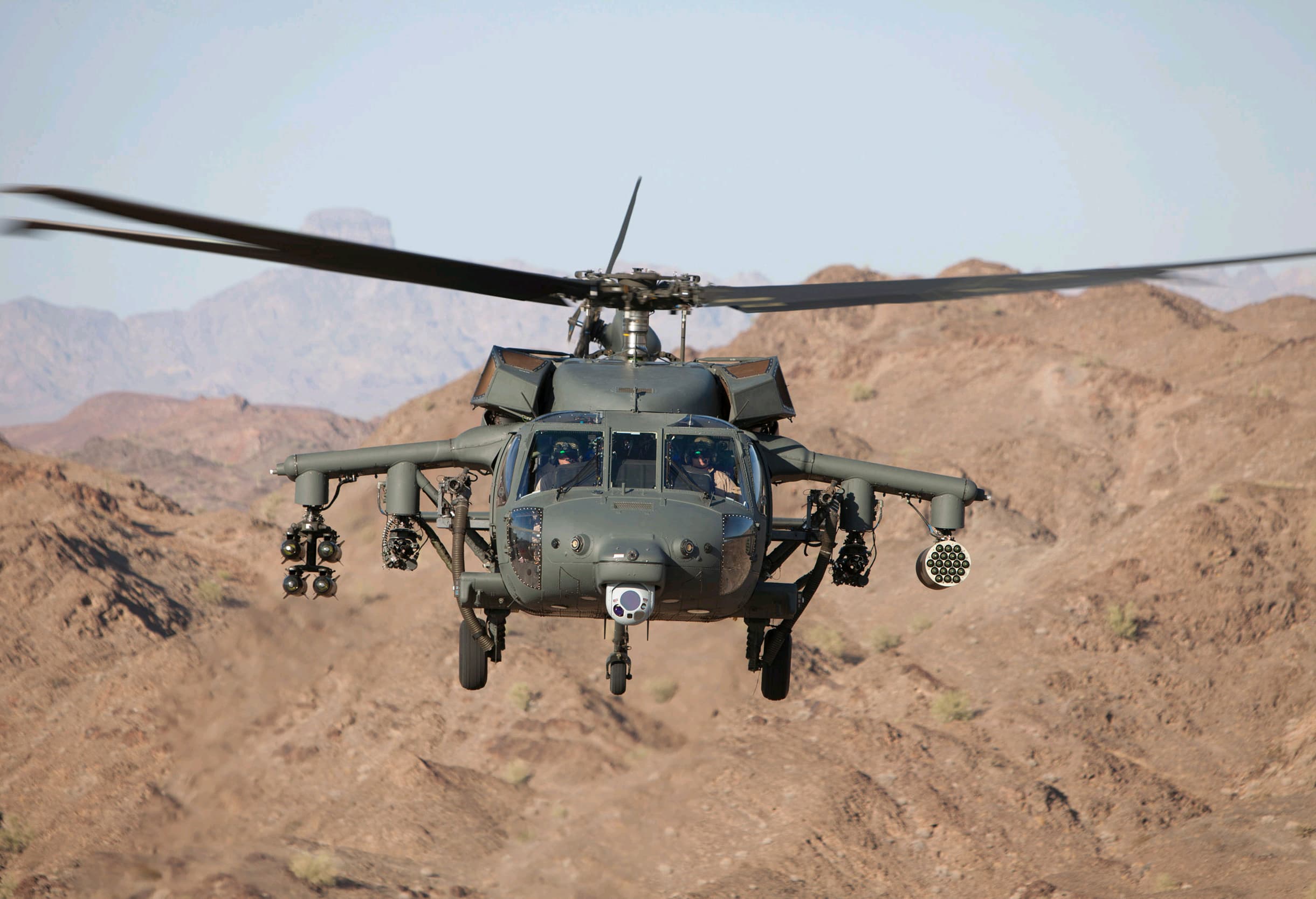 UAE vũ trang cho trực thăng vận tải đa năng Black Hawk