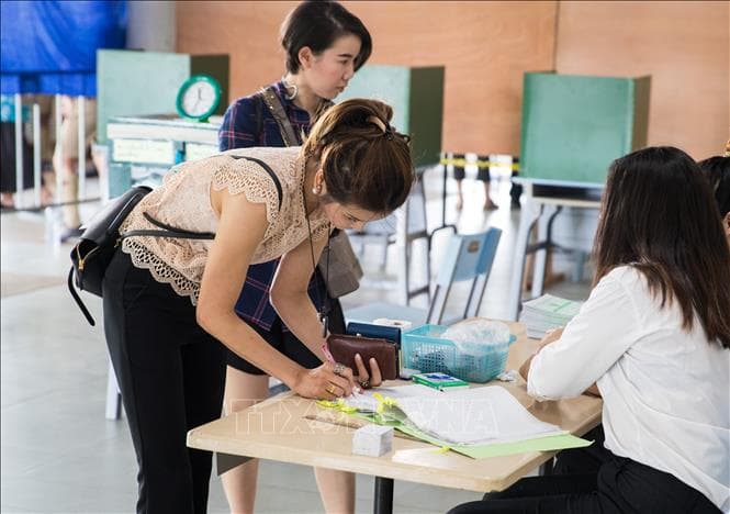 Bầu cử Thái Lan: Đảng Palang Pracharath và đảng Pheu Thai đều công bố kế hoạch thành lập chính phủ