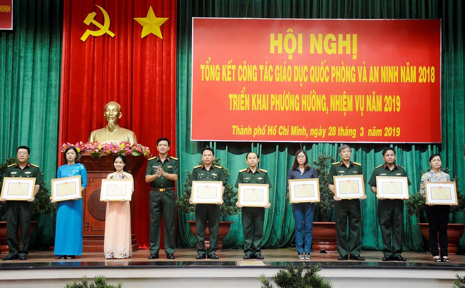Nâng cao chất lượng giáo dục quốc phòng-an ninh cho công nhân, người lao động