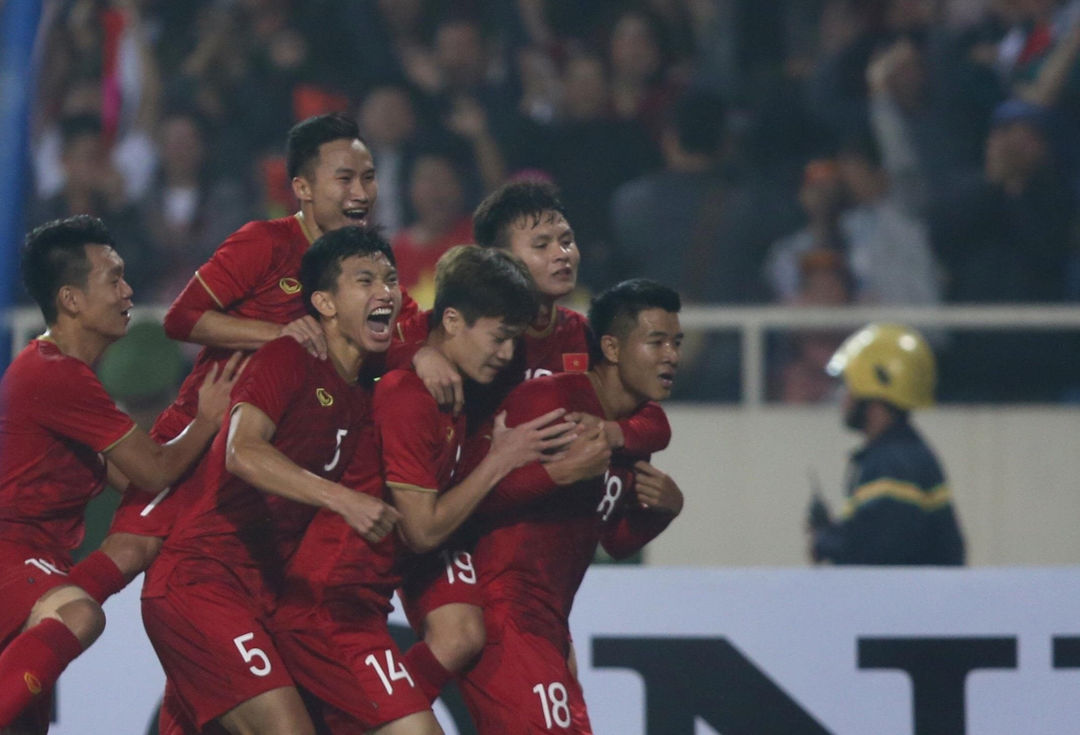 Olympic xa mà gần…