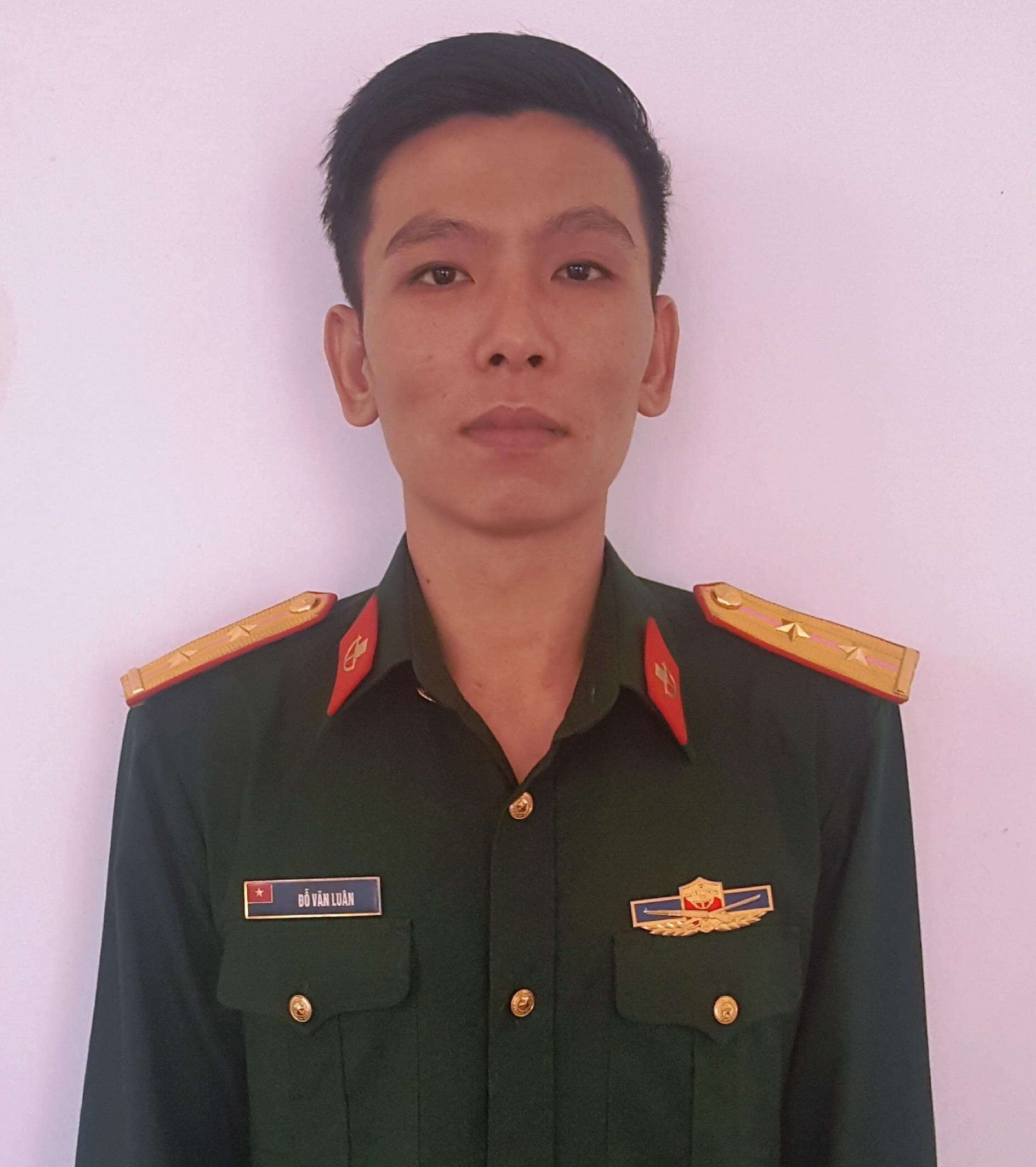 Cảm ơn Trung úy QNCN Đỗ Văn Luân nhiều lắm!