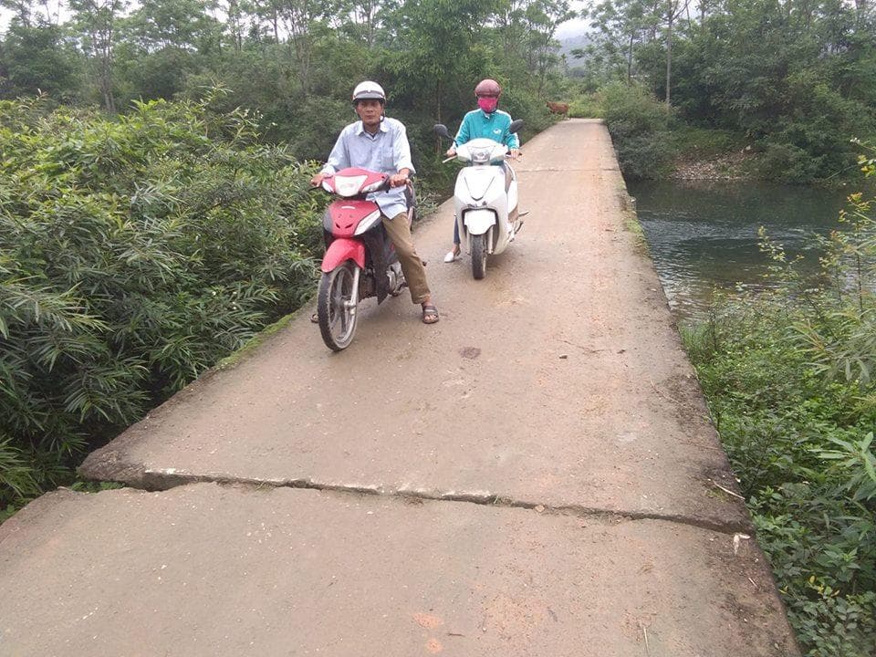 Nguy hiểm từ những chiếc cầu không có lan can