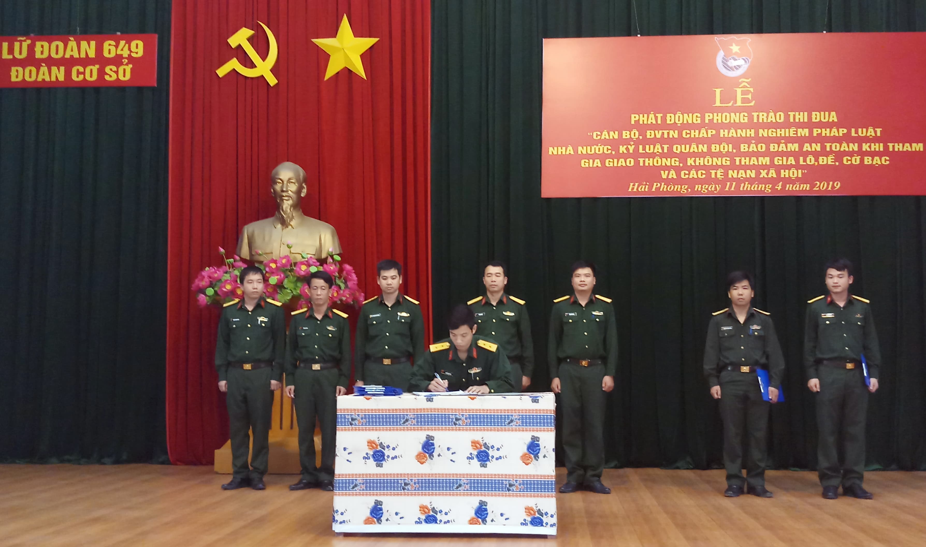 Lữ đoàn 649 tổ chức lễ phát động phong trào thi đua