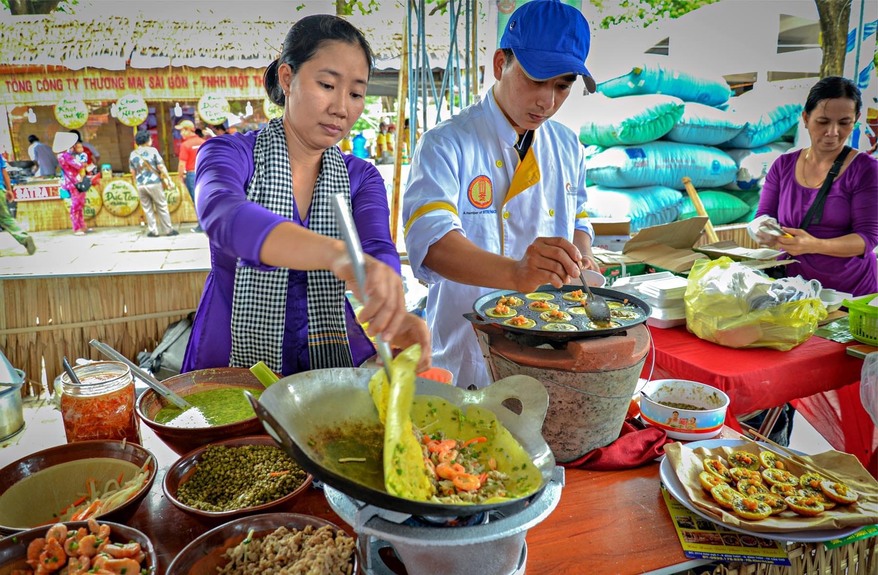 Hơn 220 gian hàng tại Lễ hội bánh dân gian Nam Bộ