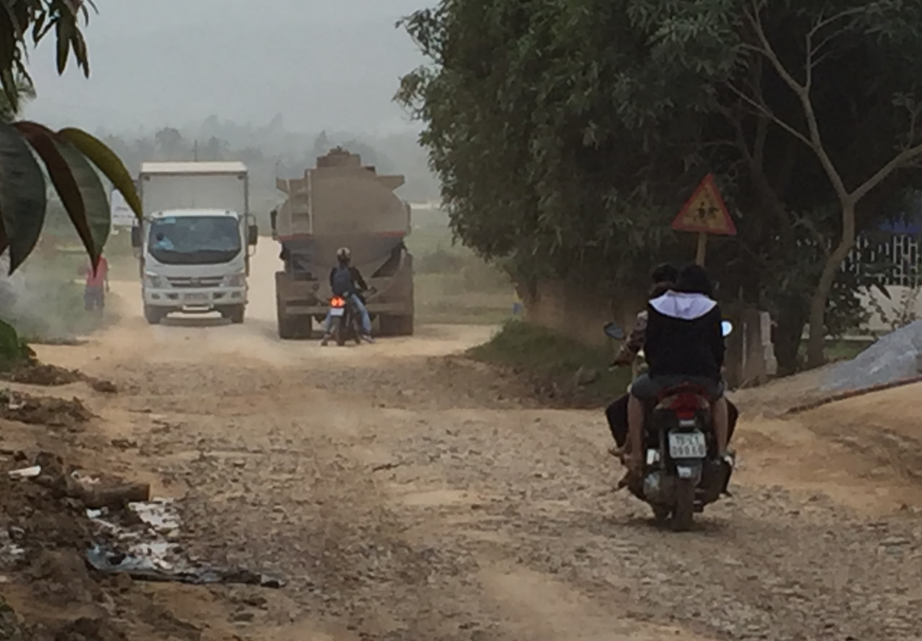 Thông tin từ đường dây nóng