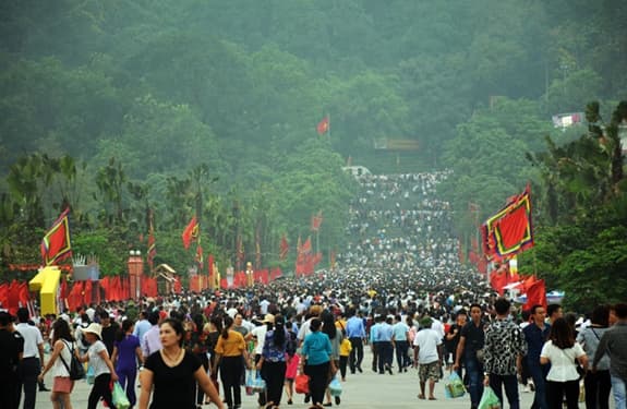 Giỗ Tổ Hùng Vương - Lễ hội Đền Hùng năm Kỷ Hợi 2019 qua góc nhìn du khách