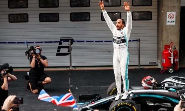 Tay đua Lewis Hamilton giành chiến thắng tại chặng đua GP Trung Quốc