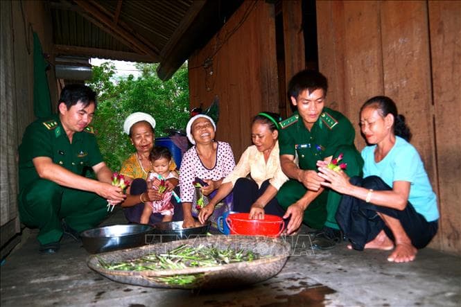 Bàn giao các công trình nước sạch vùng biên cho đồng bào biên giới 4 tỉnh Tây Nguyên