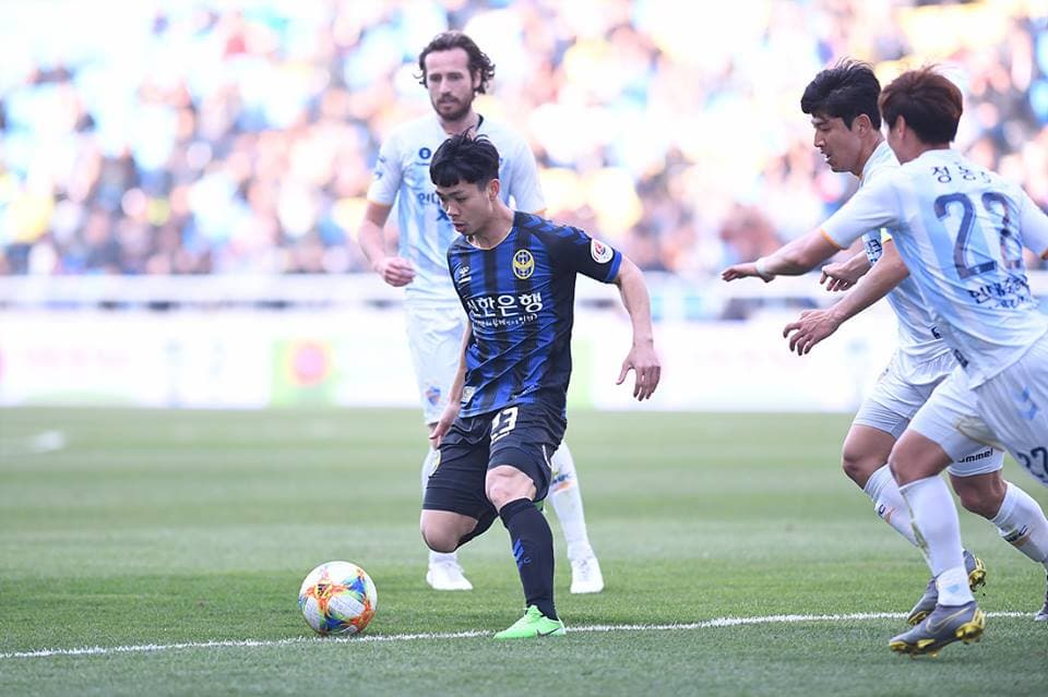 Tân HLV của Incheon United muốn Công Phượng đá hộ công