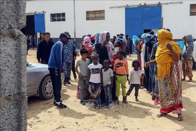 LHQ bắt đầu sơ tán người tị nạn từ Libya sang Niger