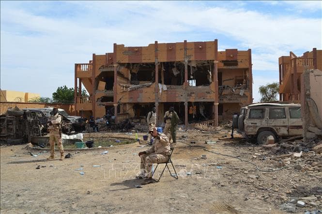 Mali: Thủ tướng và chính phủ từ chức, Tổng thống kêu gọi đối thoại