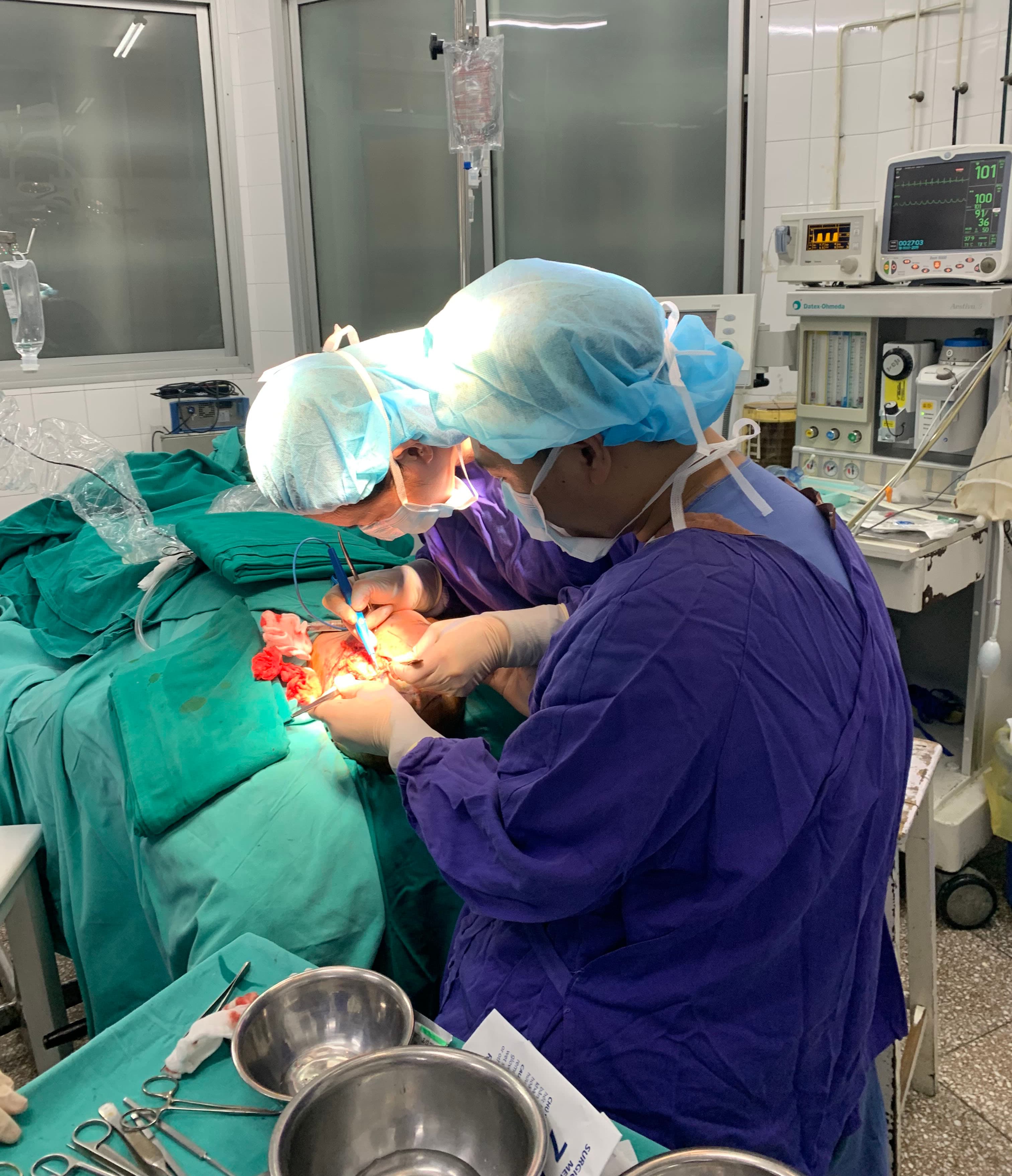 Bệnh viện Việt Đức thực hiện thành công kỹ thuật tạo hình tai sớm cho trẻ bị dị tật bẩm sinh