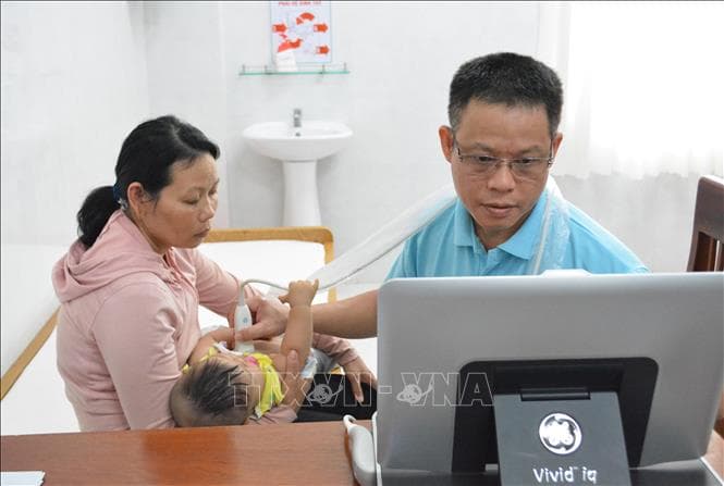 Đắk Lắk: Khám sàng lọc tim bẩm sinh cho hơn 1.500 trẻ em