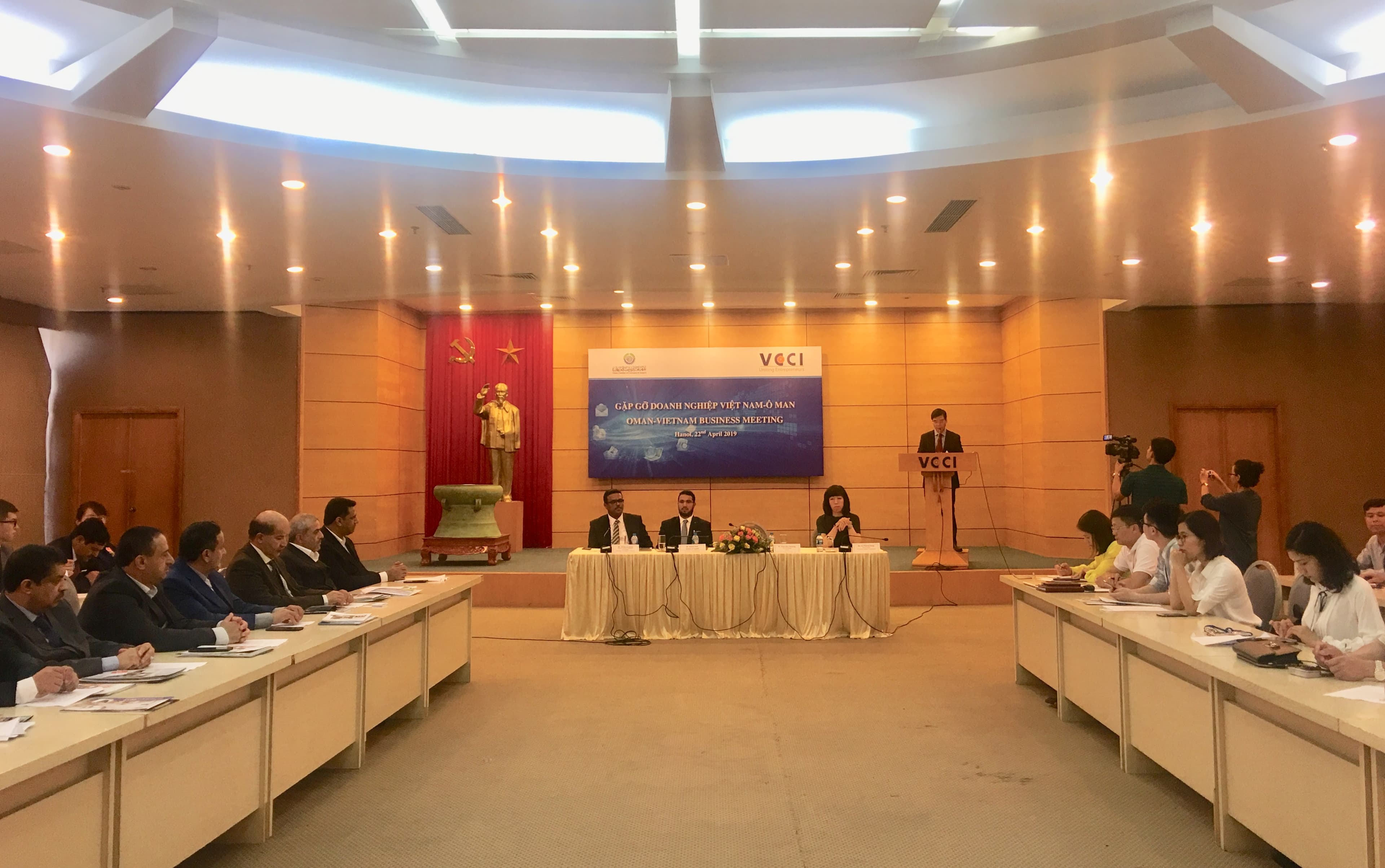 Thúc đẩy hợp tác kinh doanh giữa Việt Nam và Oman