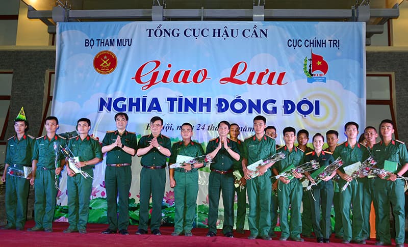 Bộ Tham mưu và Cục Chính trị, Tổng cục Hậu cần tổ chức giao lưu nghĩa tình đồng đội