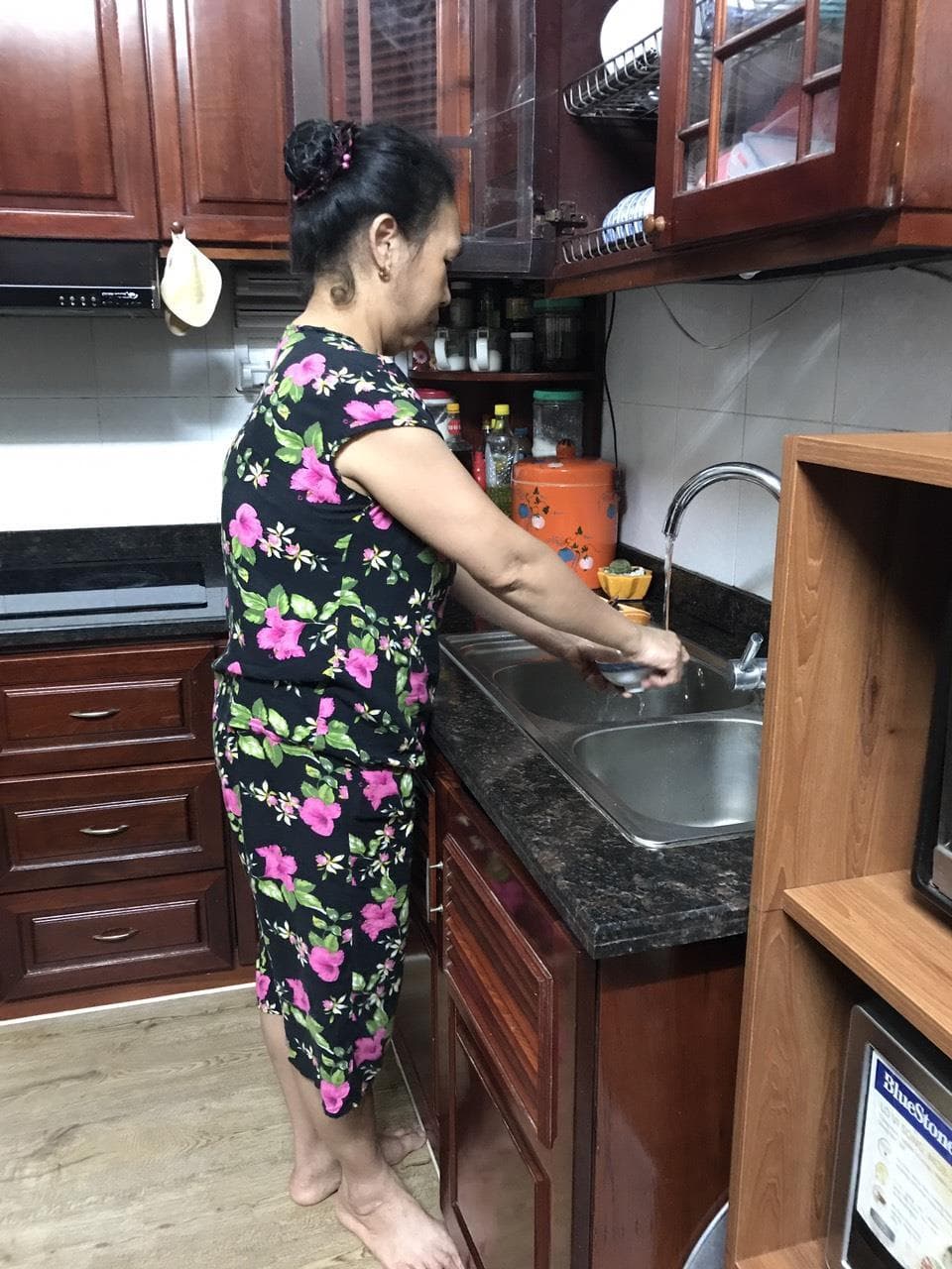Ký hợp đồng lao động giúp việc gia đình để hạn chế tranh chấp