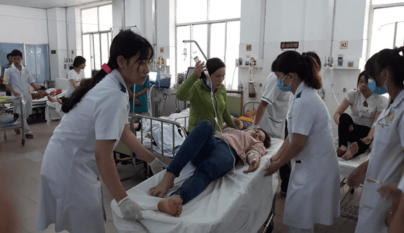 Cần Thơ: 25 công nhân nhập viện do ngộ độc khí gas