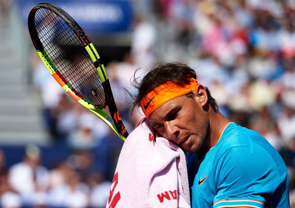Rafael Nadal bị đánh bại ở bán kết Barcelona Mở rộng