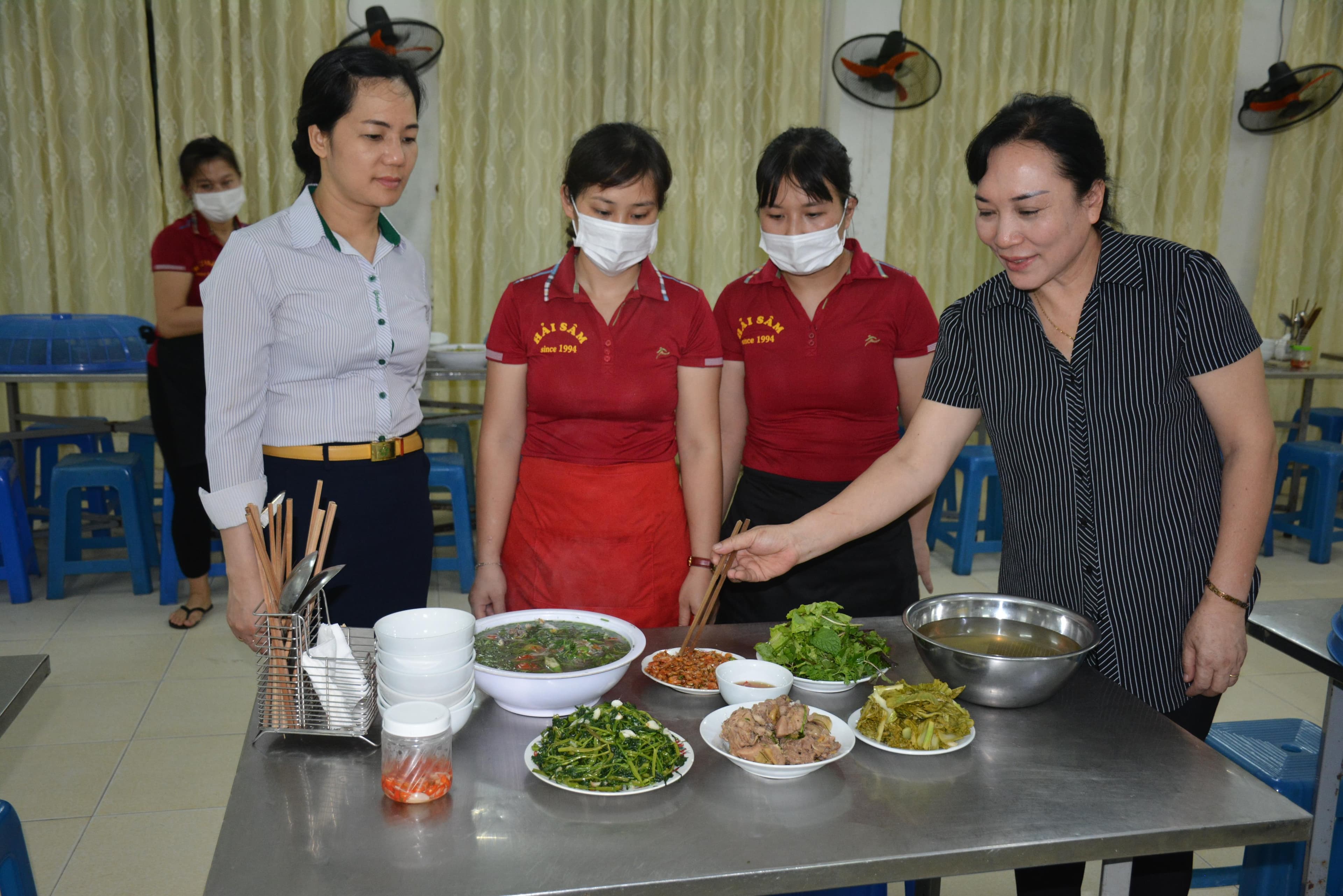 Chủ động nguồn hàng, quản lý chặt các khâu chế biến
