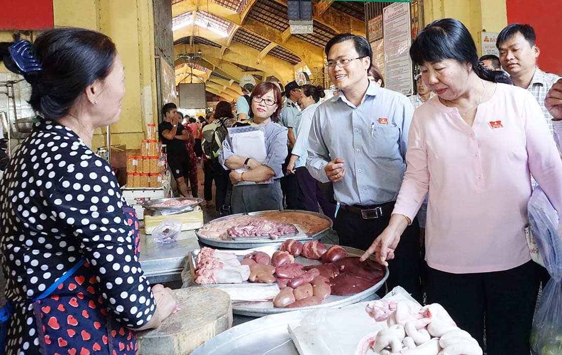 Nói “không” với thực phẩm kém chất lượng