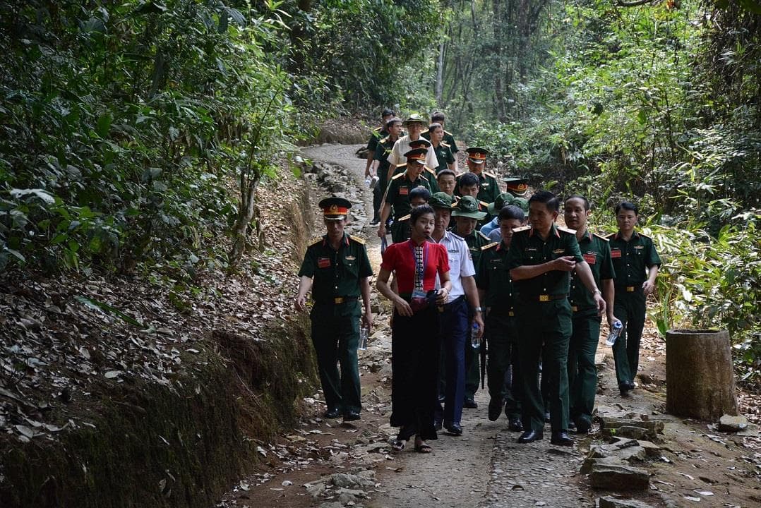 Luôn ánh lên niềm hãnh diện tự hào