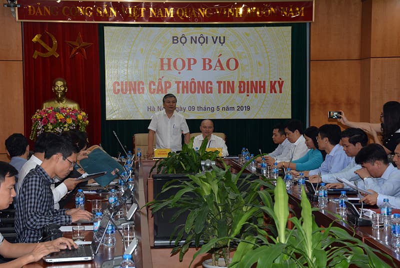 Công bố danh tính cán bộ có con được nâng điểm thi phải theo quy định