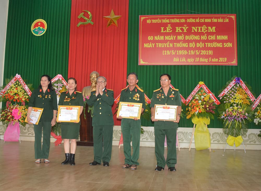 Hội Truyền thống Trường Sơn tỉnh Đắk Lắk kỷ niệm 60 năm Ngày mở đường Trường Sơn