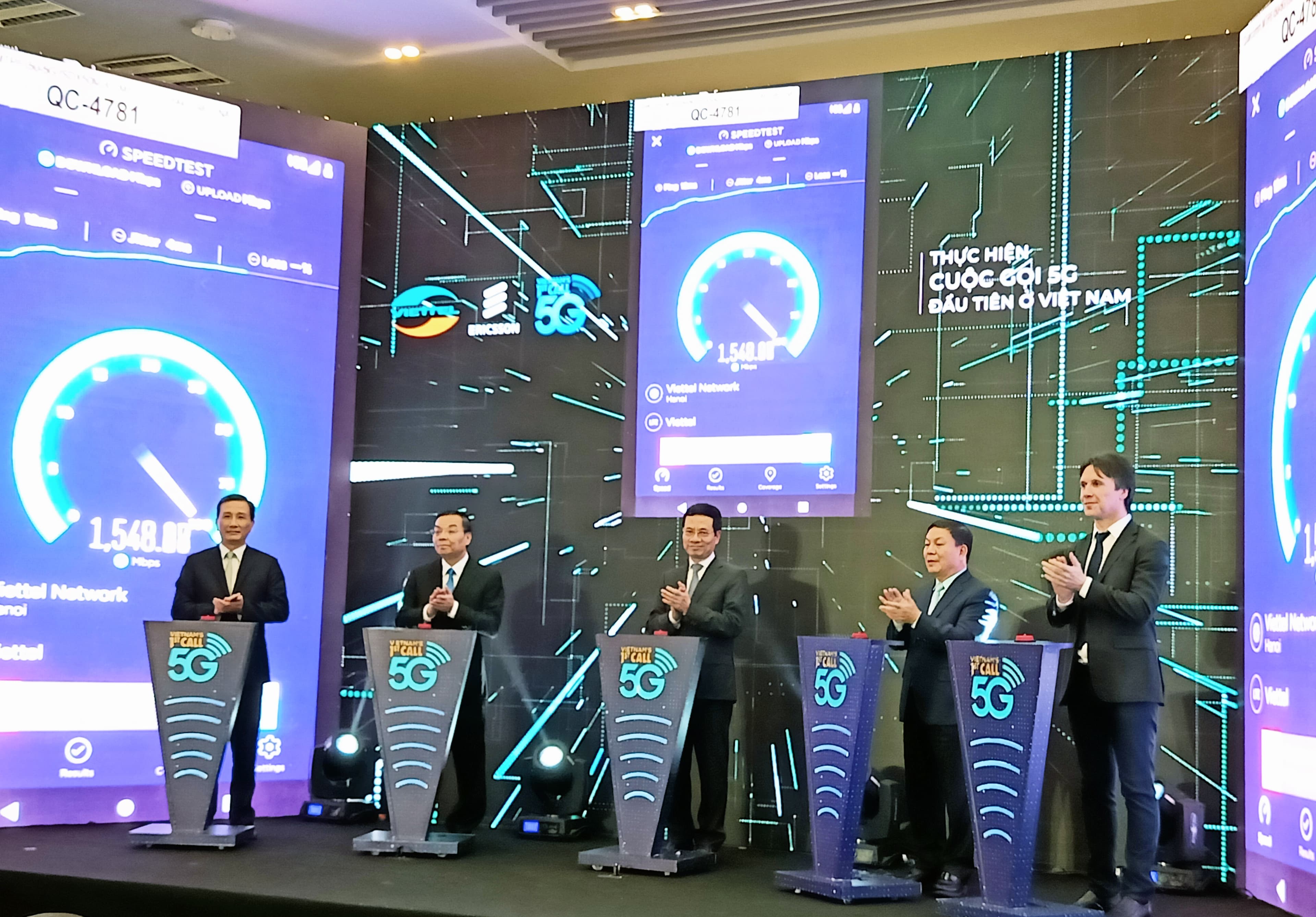 Viettel thực hiện cuộc gọi 5G đầu tiên tại Việt Nam