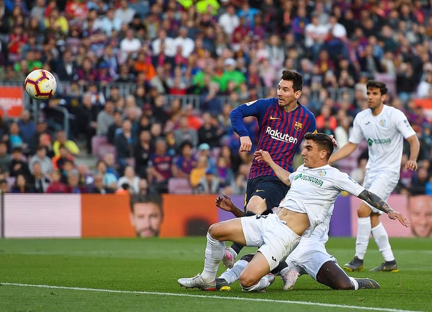Vòng 37 La Liga: Barca thắng Getafe, Real thất bại trước Sociedad