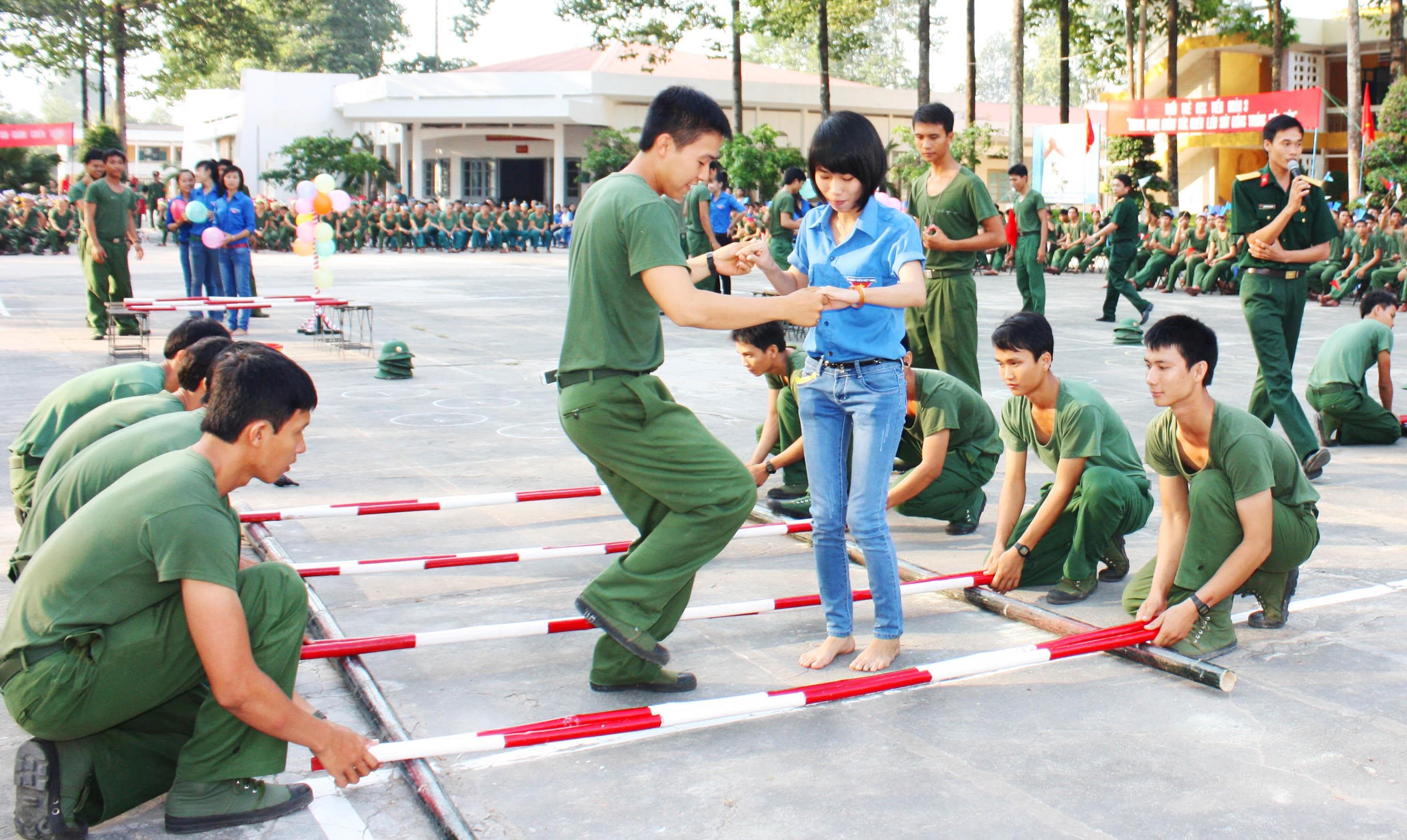 Bồi dưỡng kỹ năng mềm cho sĩ quan tương lai