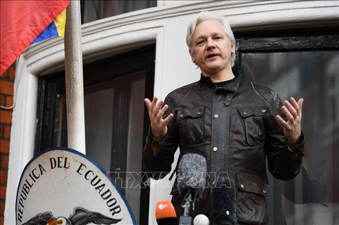 Ecuador sẽ trao tài liệu về ông chủ WikiLeaks cho Mỹ