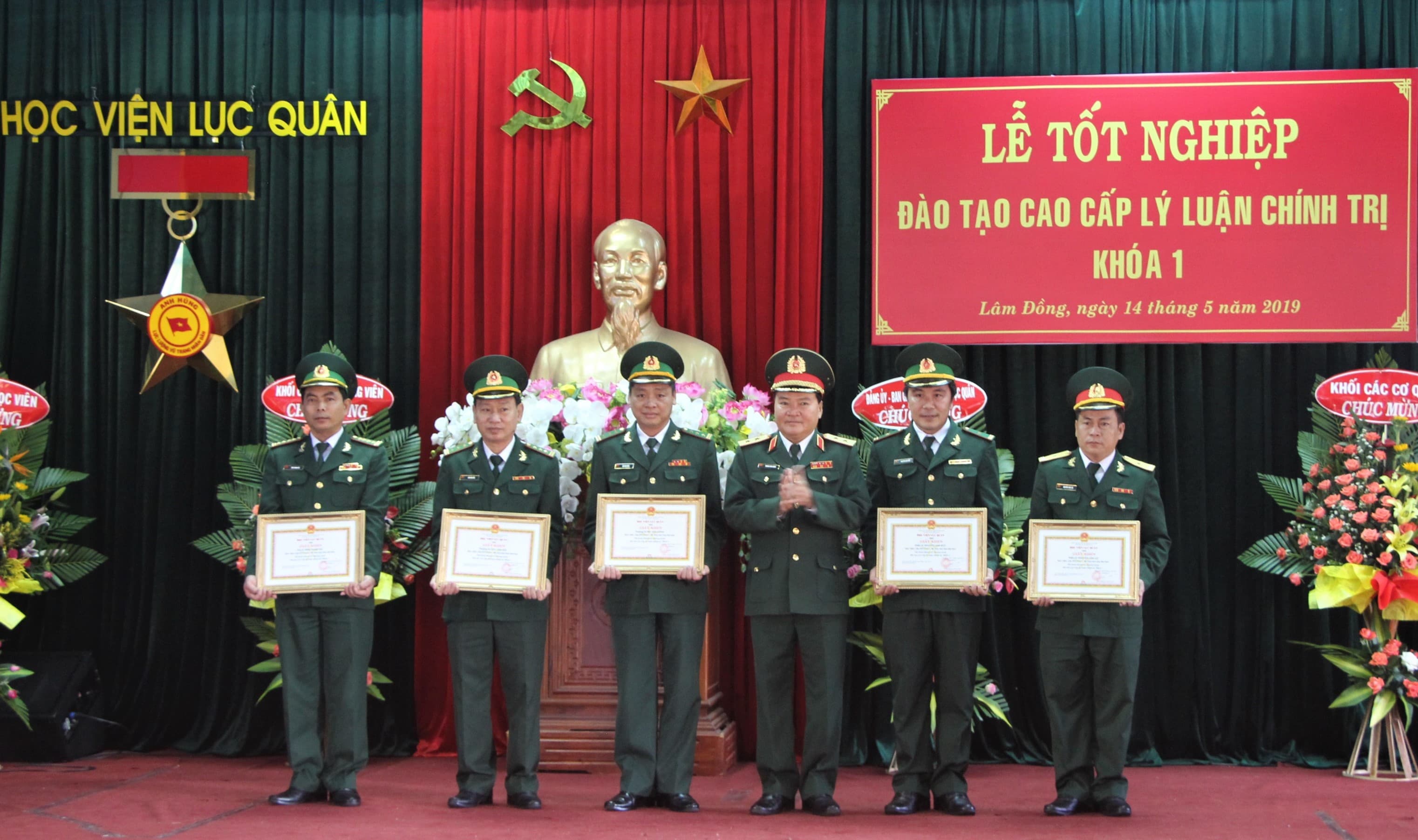 Học viện Lục quân tổ chức lễ tốt nghiệp Khóa I đào tạo cao cấp lý luận chính trị