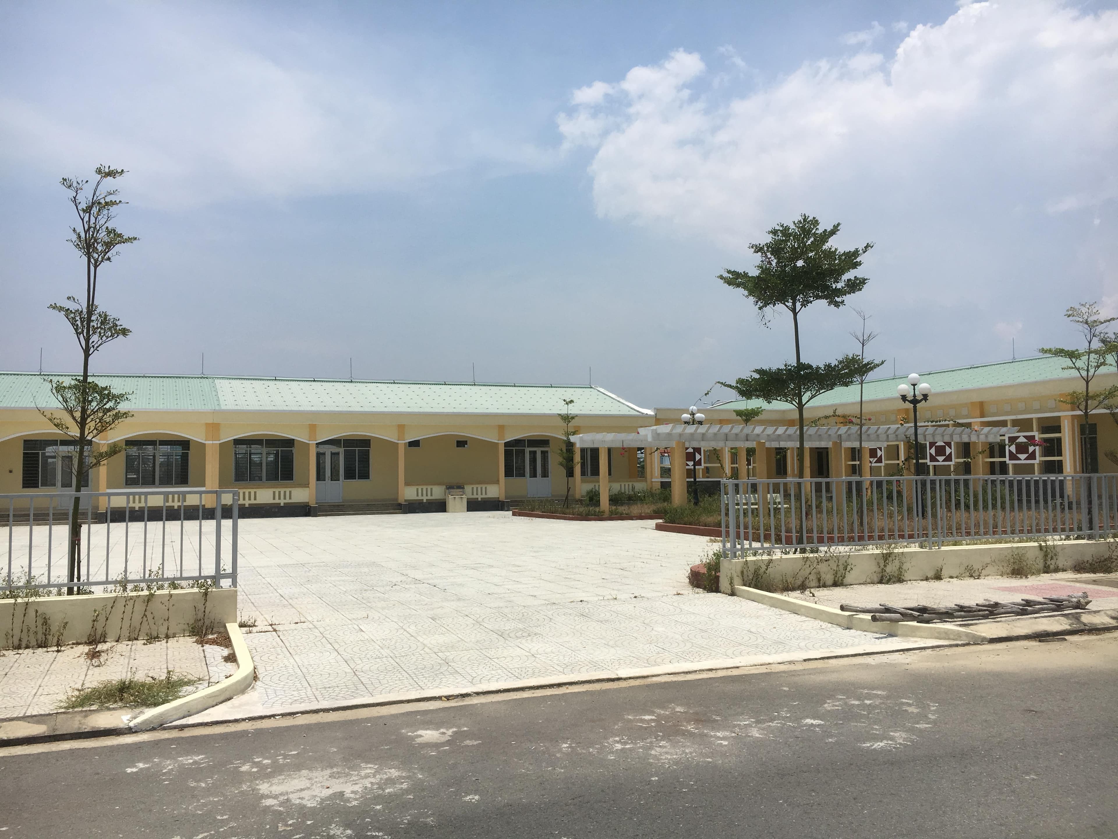 Cơ sở mầm non tiền tỷ gây lãng phí