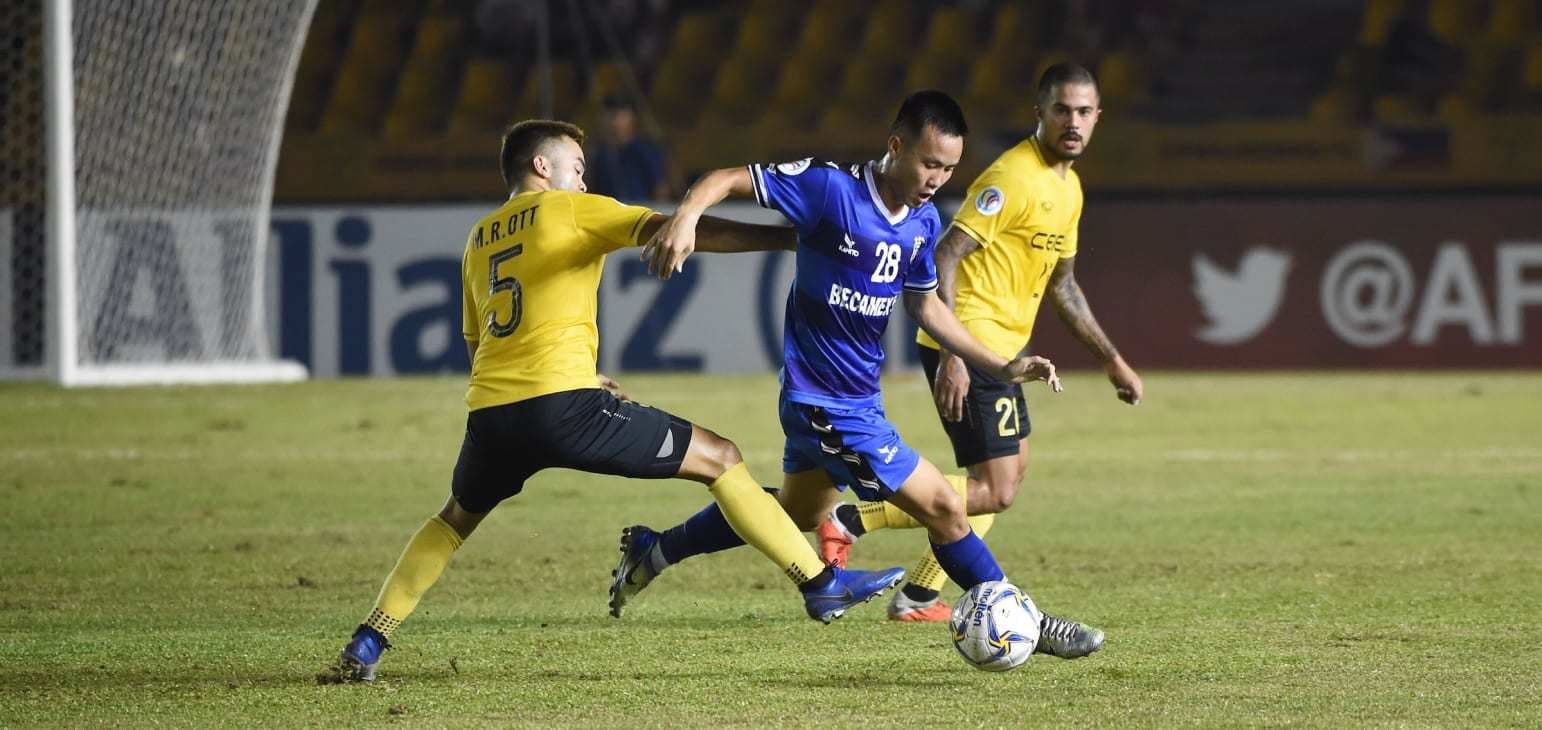 Hà Nội FC và Becamex Bình Dương cùng nhau vượt qua vòng bảng AFC Cup