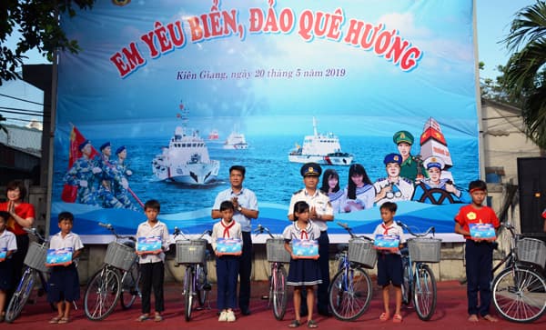 Chú trọng tuyên truyền, phổ biến pháp luật cho ngư dân