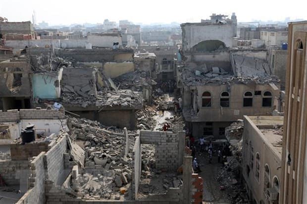 Các cơ sở quân sự của UAE và Saudi Arabia vào "tầm ngắm" của Houthi