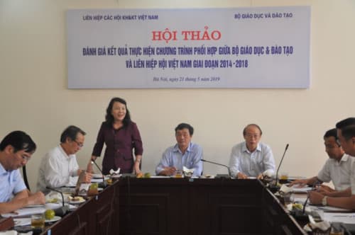 Phát huy vai trò của các nhà khoa học trong xây dựng chính sách về giáo dục và đào tạo