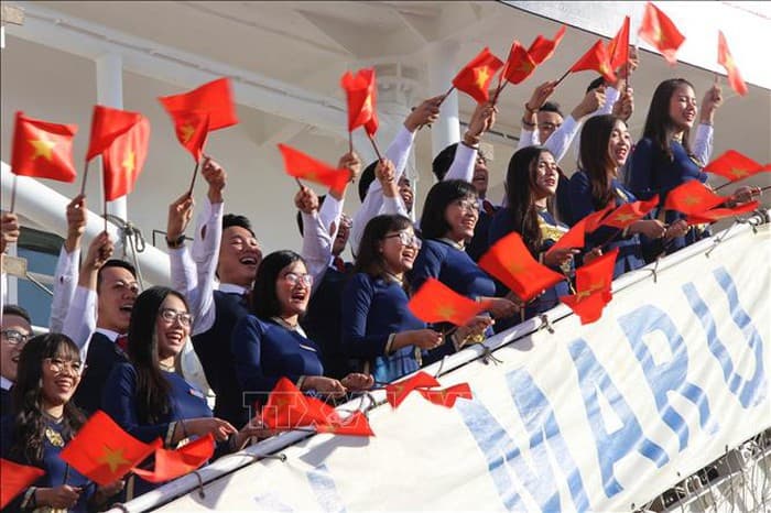 TRỌNG DỤNG TÀI NĂNG TRẺ