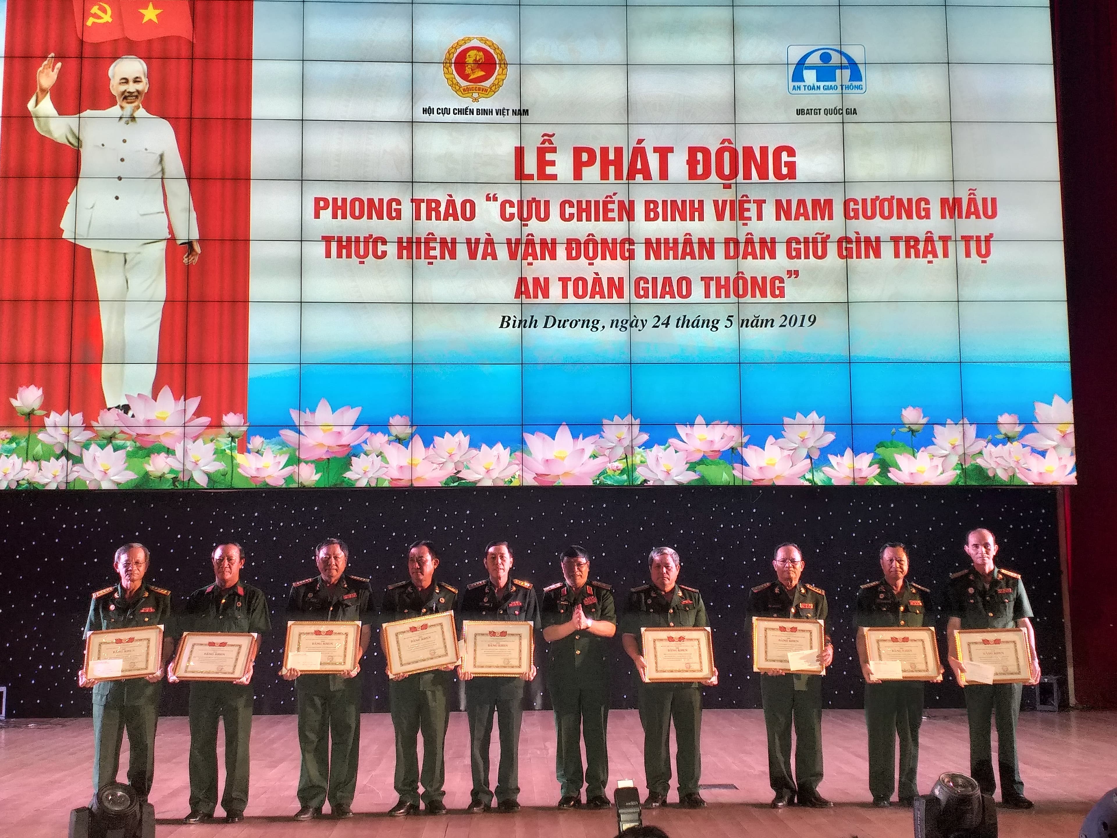 Phát huy vai trò cựu chiến binh trong giữ gìn TTATGT